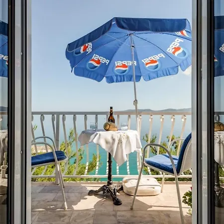 Beachfront Apartman